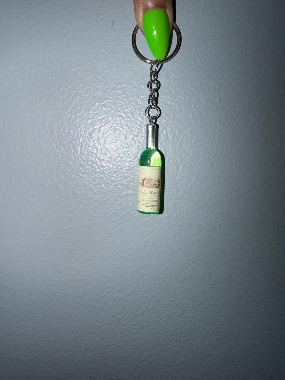 Wine Keychain - Choose 1 - Picture 8 of 10